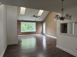 4920-4920B Dunbarton Rd #B, Mount Laurel, NJ 08054