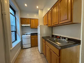 Rented by HOLTON REAL ESTATE INC.