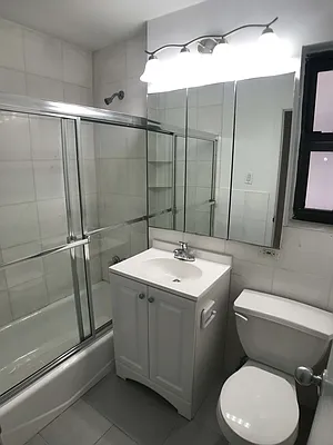 Rented by Avenues Real Estate | media 4