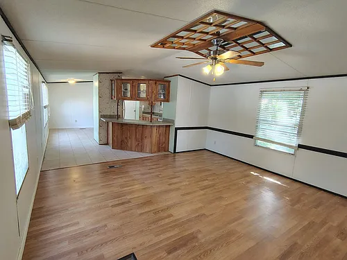 225 Community Dr #2 Photo 1