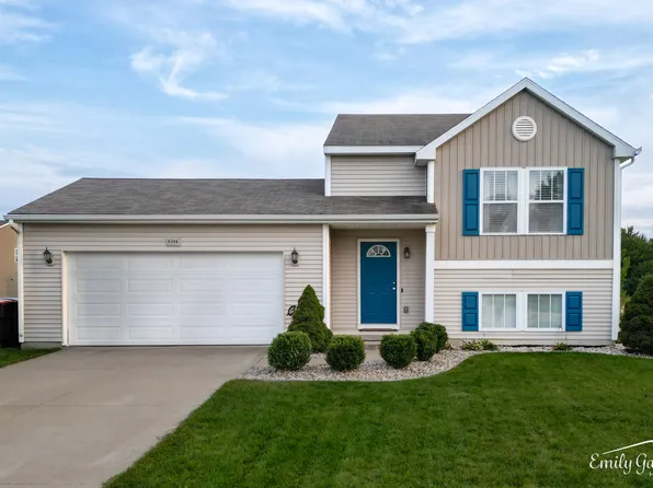 6344 Mesa View Dr, Zeeland, MI 49464