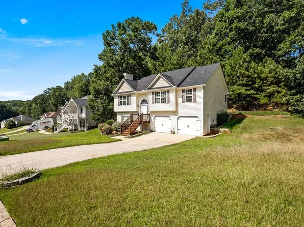 196 Molasses Ln, Dallas, GA 30157