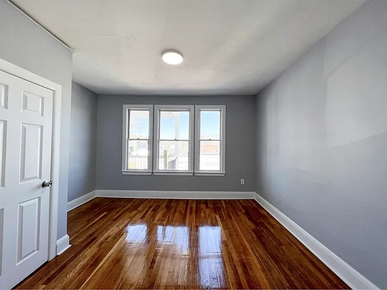 21 Whipple Ave #3 — Photo 8
