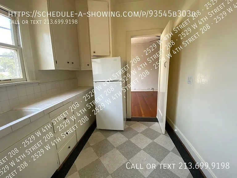 2529 W 4th St #208 — Photo 6