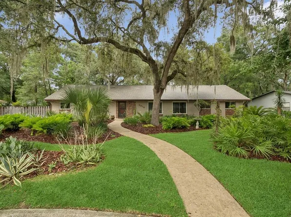 3916 NW 32nd Pl, Gainesville, FL 32606