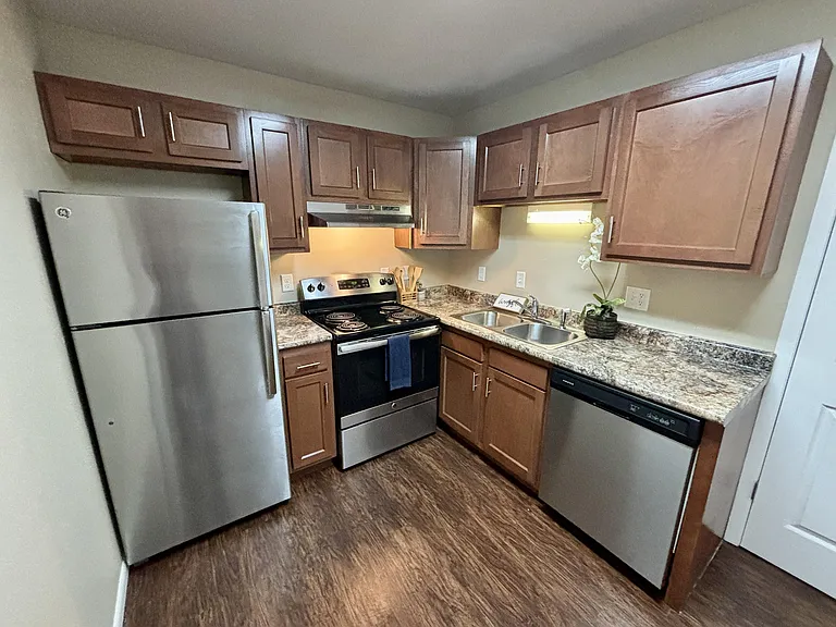 The Ridge Apartments — Photo 263