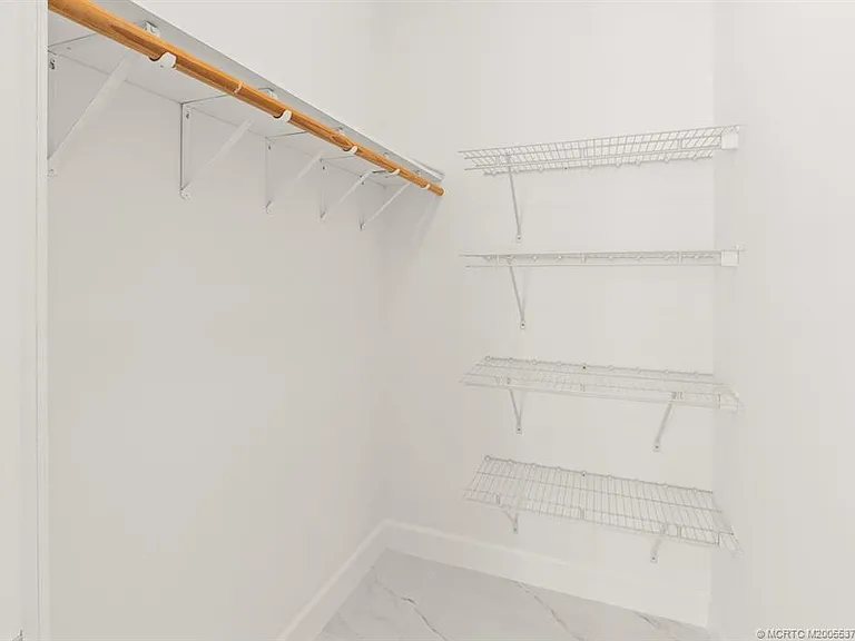47 SW Osceola St #206 — Photo 16
