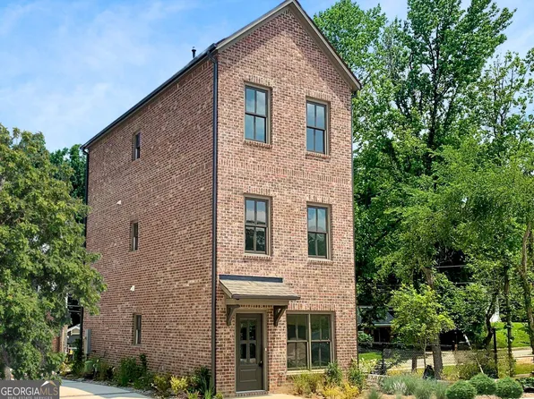 3327 Stillwood Ln, Atlanta, GA 30354