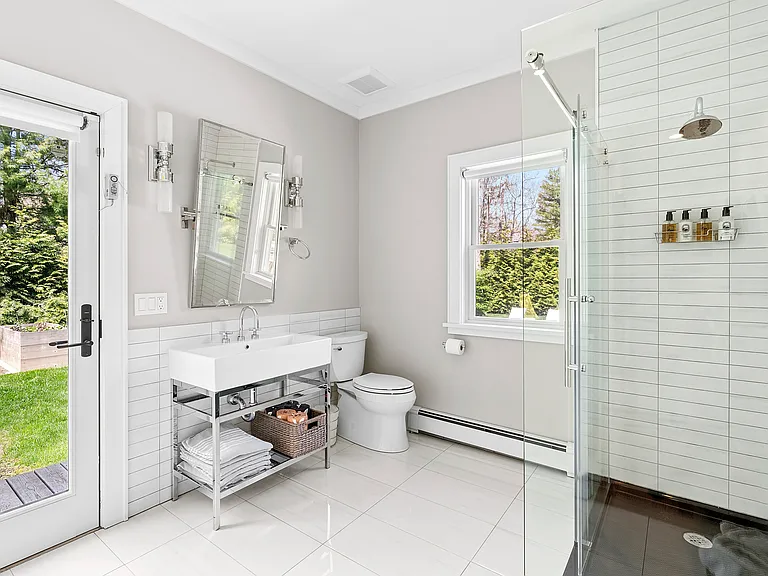 34 Settlers Landing Ln — Photo 14