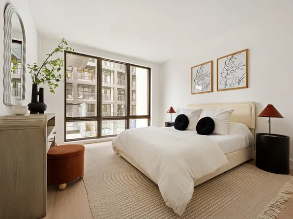 1025 Pacific Street image 6 of 6