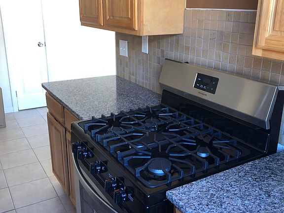 4th image of 482 Joralemon St #U-b5-11