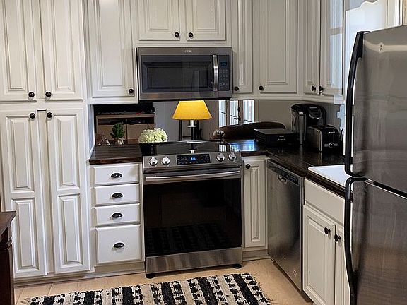 5th image of 122 Brookhaven Dr