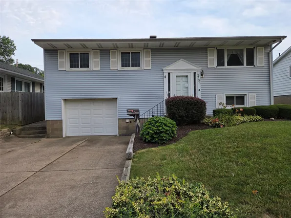 2553 E 44th St, Erie, PA 16510