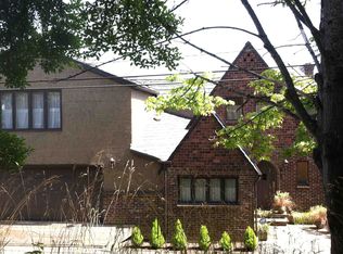 11266 Riviera Pl NE, Seattle, WA 98125