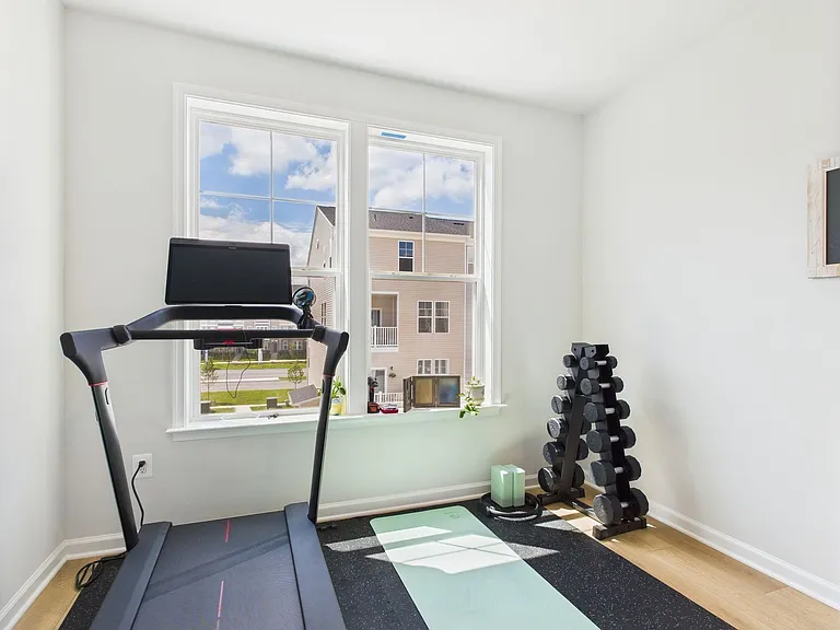 642 Brookwood Glen Ter #B — Photo 20