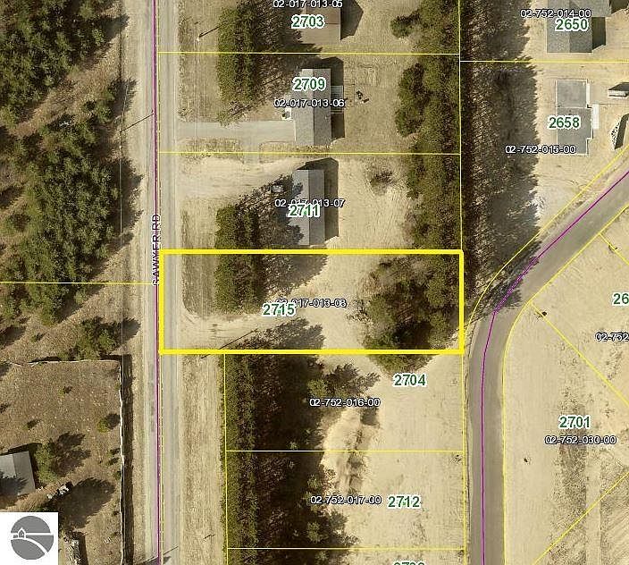 1st image of 2715 Sawyer Rd