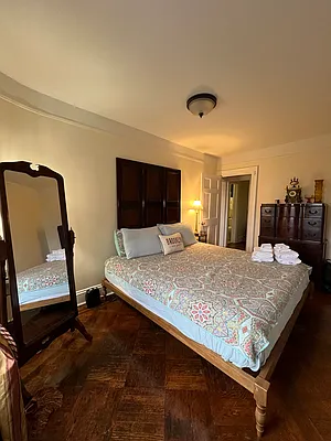 Rented by Level Group | media 17