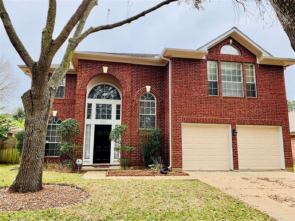 1st image of 211 Rolling Plains Dr
