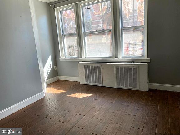 5th image of 1321-23 Spruce St #1A