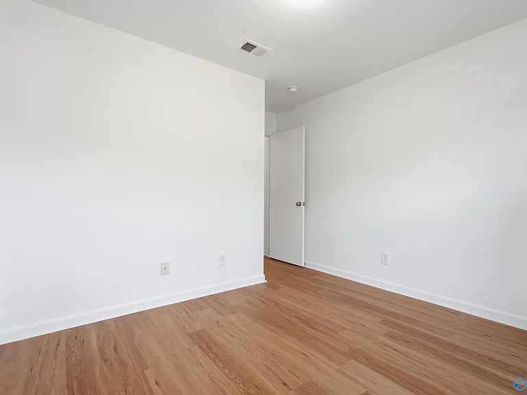 15328 Mill Valley Dr — Photo 20