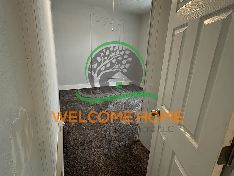 1902 Salem St #1 — Photo 5