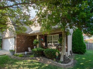 504 Hopewell Park, Lexington, KY 40511