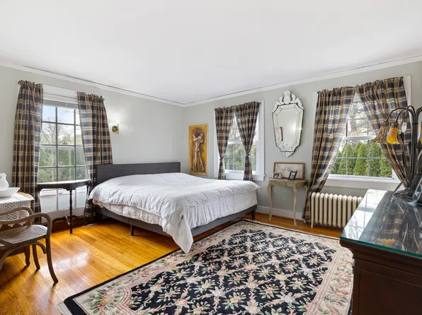 127 Beverly Road image 19 of 57