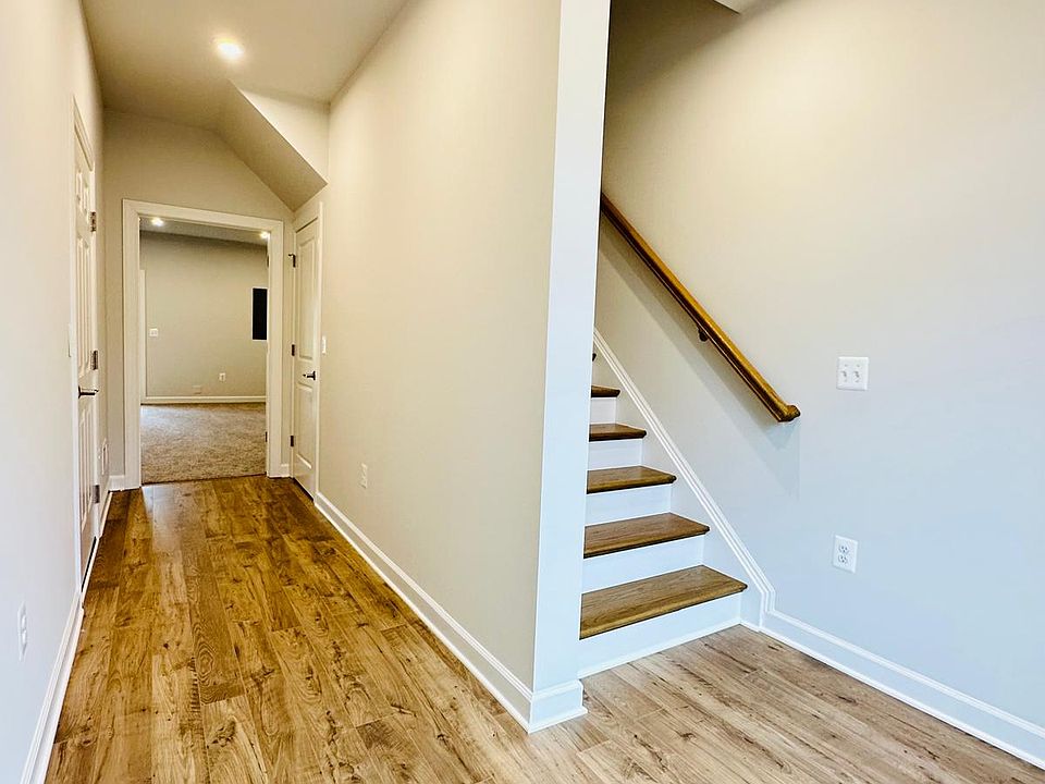 View to the inside standing with back to the entry door.