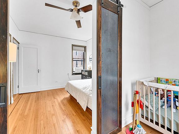 5th image of 60 Cooper St APT 5H
