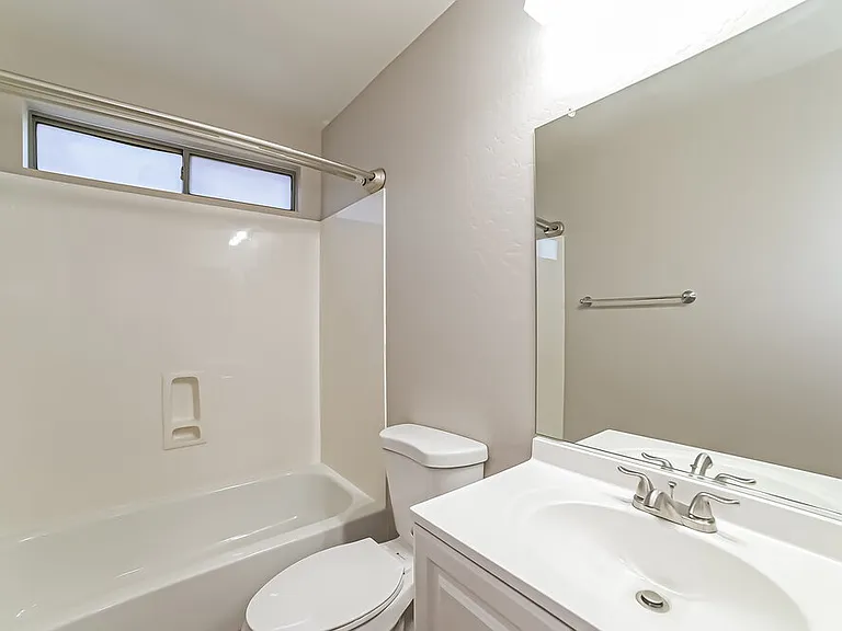 12418 W Dreyfus Dr — Photo 15