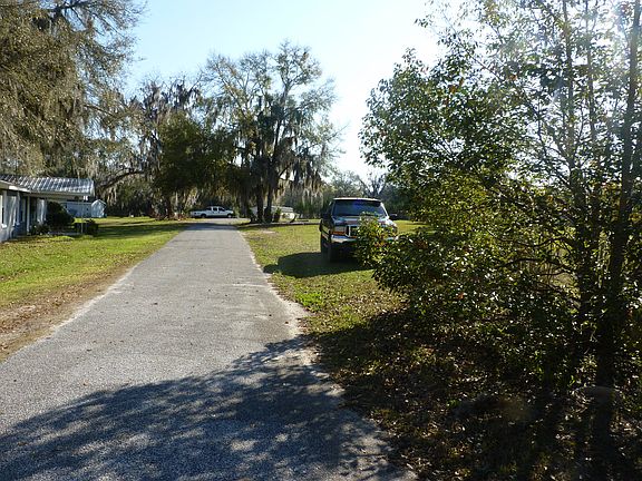 3rd image of 2506 W Us Highway 90