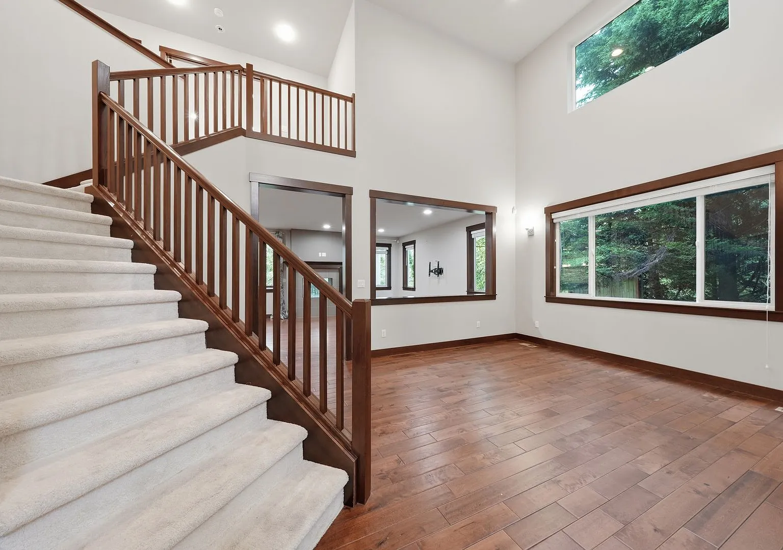 Stunning Finn Hill Retreat Space, Style & Privacy — Photo 1
