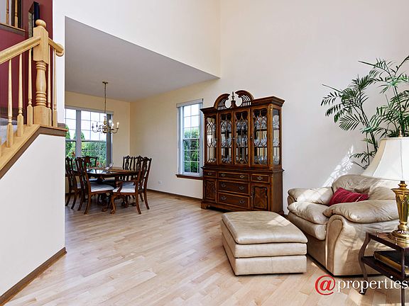 Living Room / Dining Room