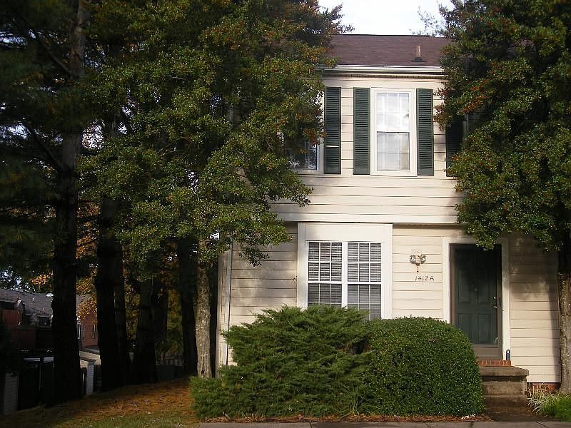 1st image of 1412 Ashbourne Dr #A