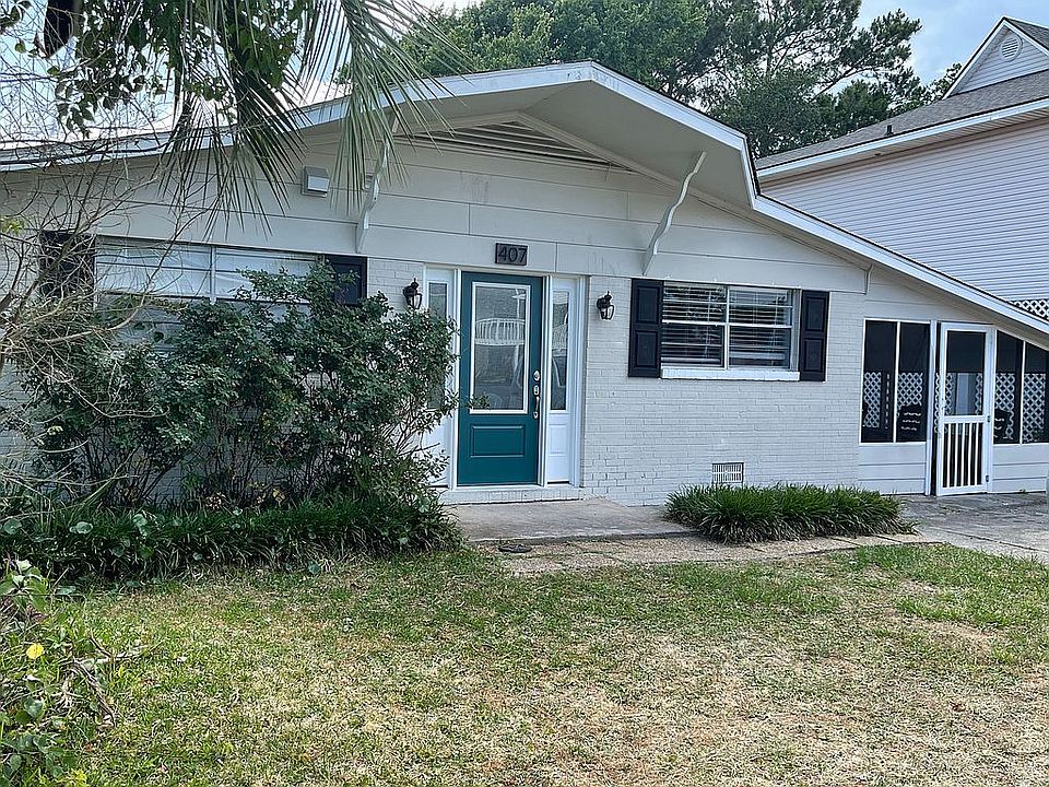 1st image of 407 21st Ave N