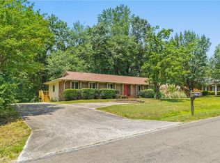 5902 Siler Rd, Greensboro, NC 27406