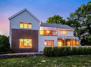 17 Millstone Dr, Marlborough, CT 06447