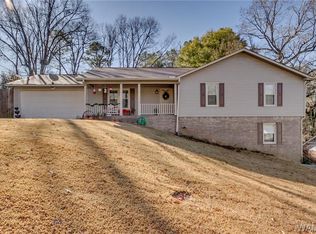 6009 Northwood Lake Dr E, Northport, AL 35473