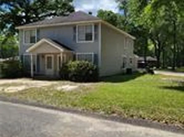 132 Bayou Sara Ave, Saraland, AL