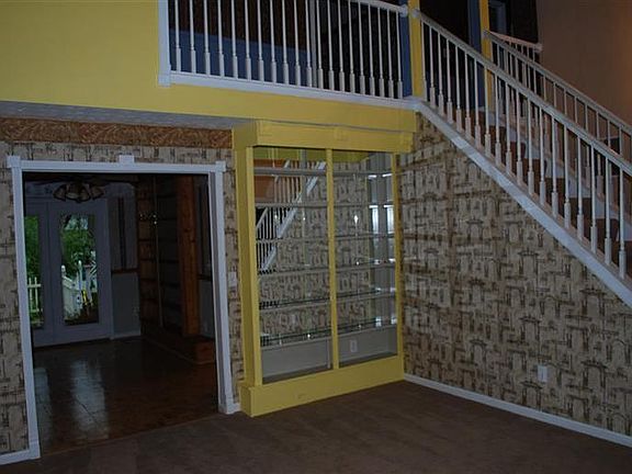 3rd image of 2087 Miles Woods Dr