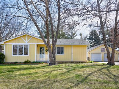 420 NE Cedar Ave, Earlham, IA, 50072