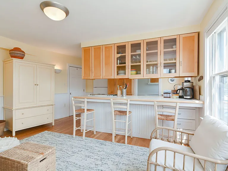 37 Rocky Neck Ave #A — Photo 45
