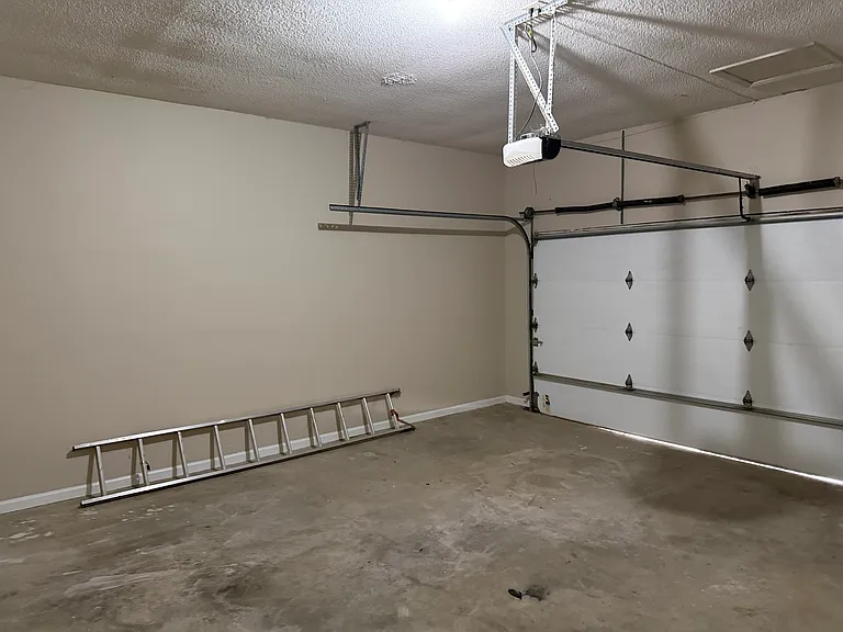 4760 Tanners Spring Dr — Photo 22