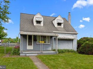 1322 Woodbine Ave, Bristol, PA