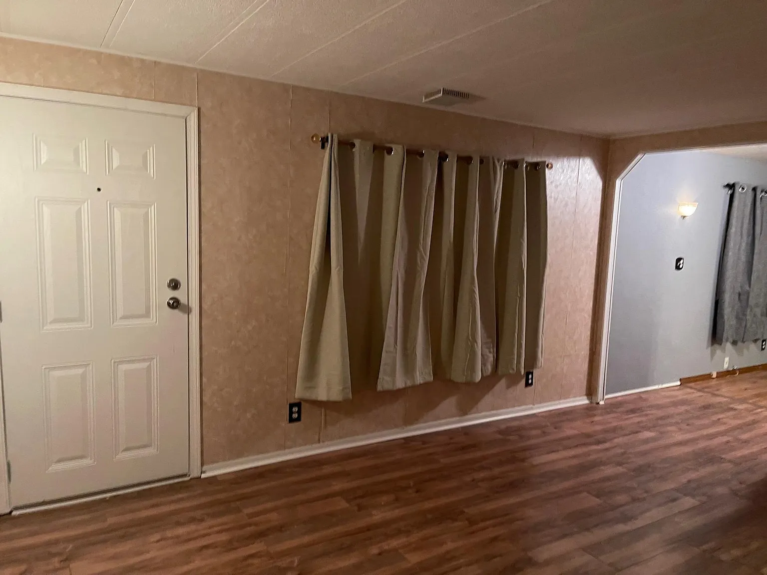 Holly Dr, Lockport — Photo 2