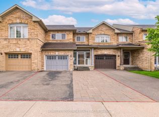 15 Amulet Cres, Richmond Hill, ON