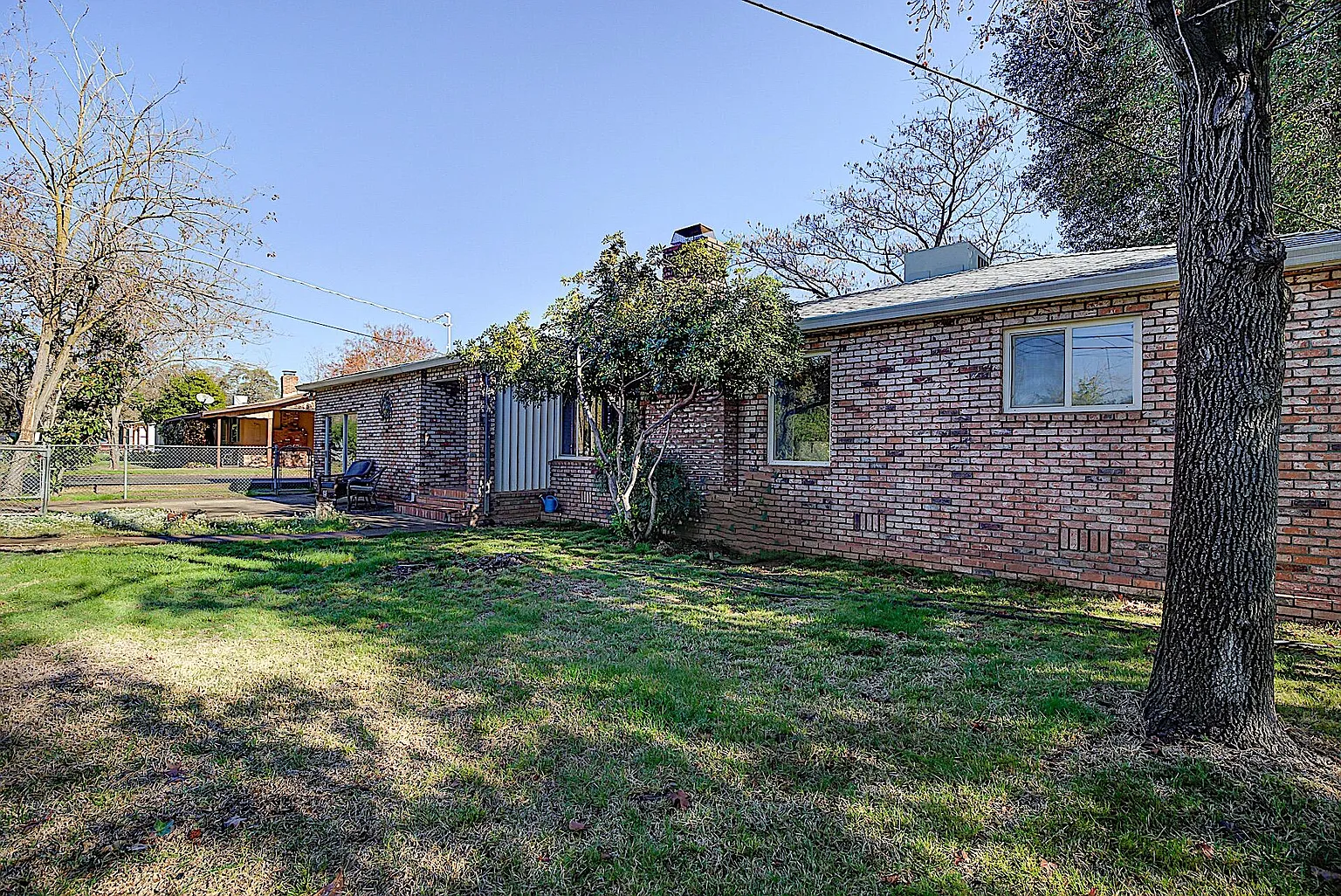 2869 Reservoir Ln photo 1