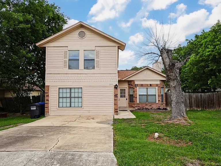 227 Burlington Dr — Photo 22