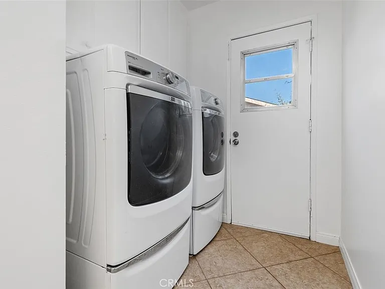 3813 Eddingham Ave — Photo 16