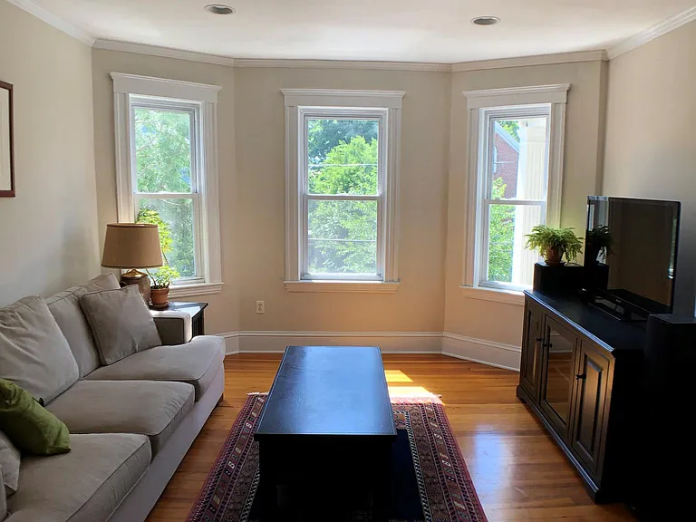 29 Forest St #2 — Photo 3